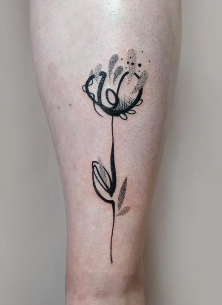 Ce que je tatoue : photographie d'un tatouage de fleur