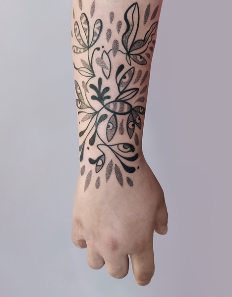 Ce que je tatoue : photographie d'un tatouage végétal original